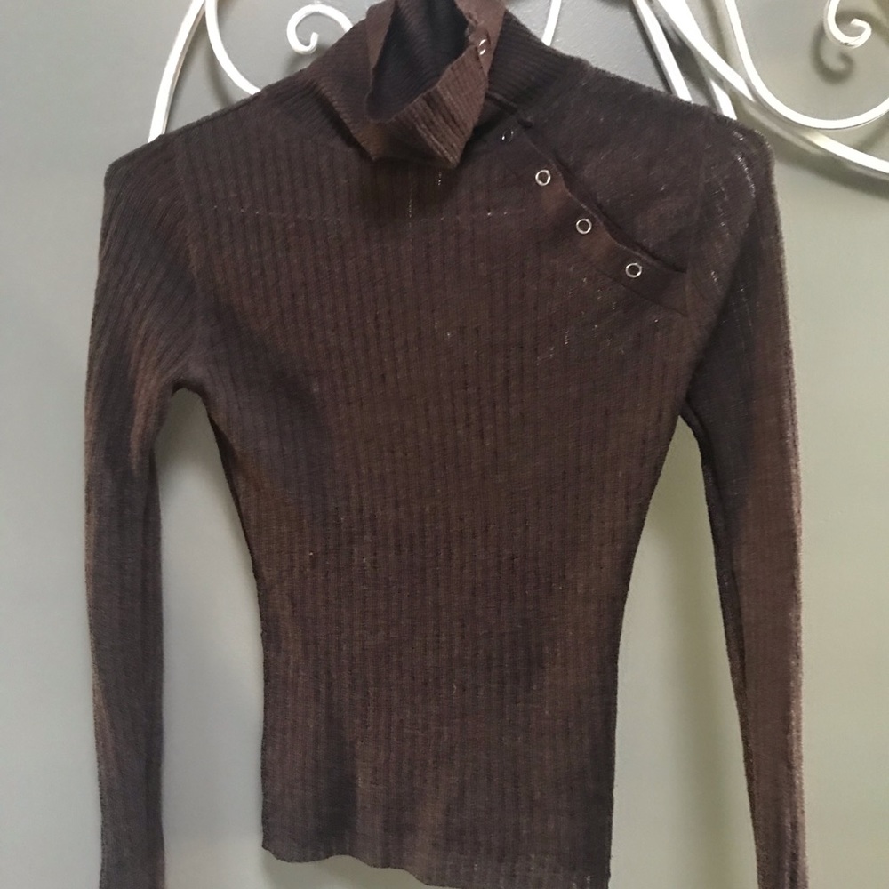 DOLLHOUSE brown ribbed thin turtleneck